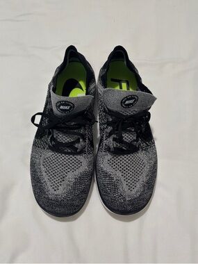 Nike Knit Running Shoes in Black, Gray and Neon Green “Oreo”